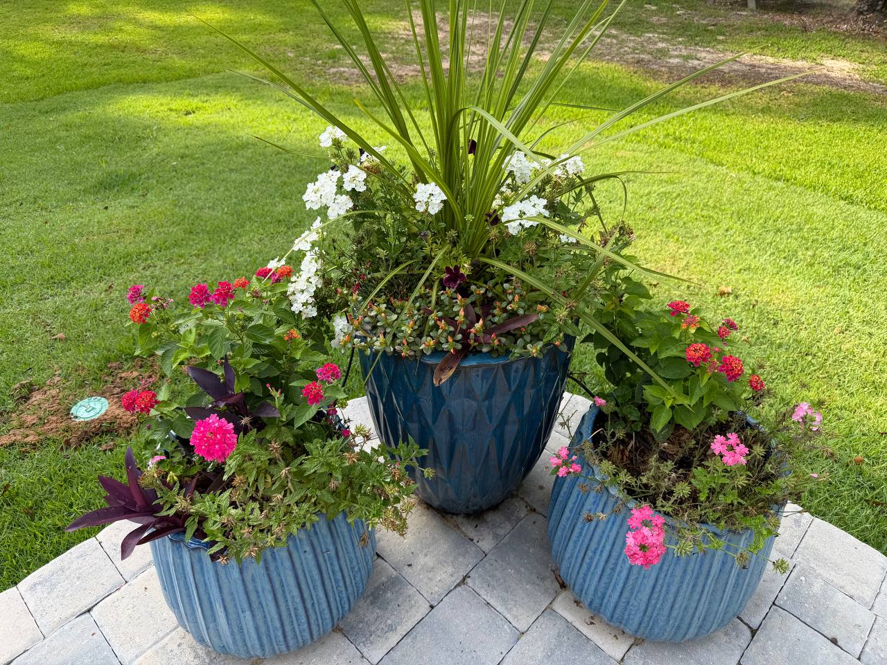 Seasonal color and planter detail 19 at a residential entry landscape